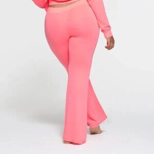 NWT SKIMS Modal French Terry Flare Pants